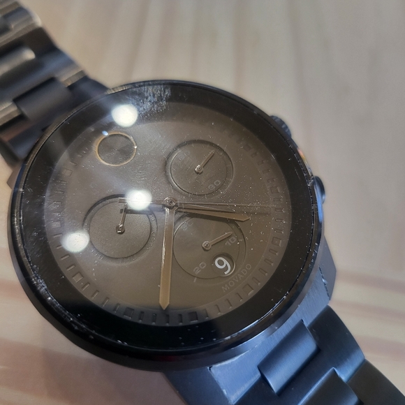 Movado Bold Men's Watch - Picture 3 of 4